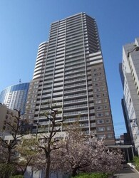 APPLE TOWER 大阪谷町2106の物件外観写真